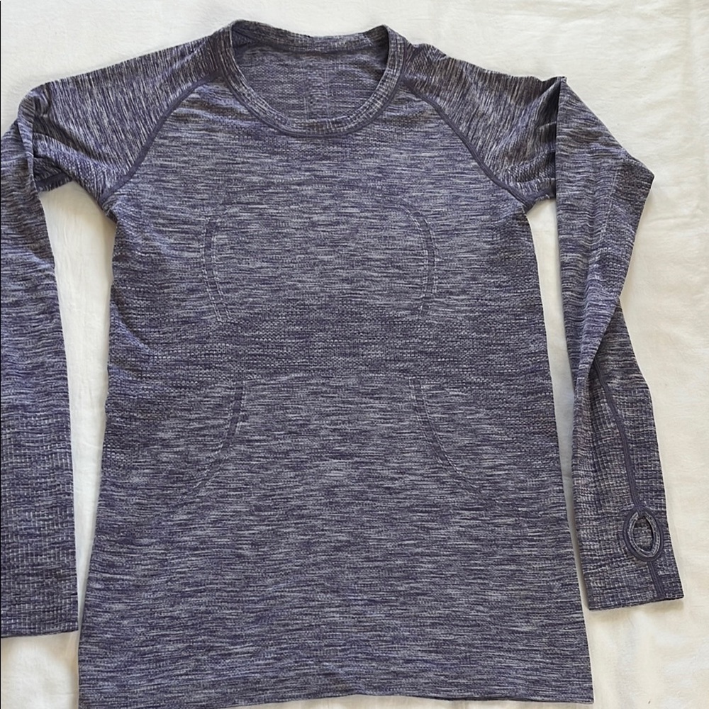 Lululemon Heathered purple Long Sleeve swiftly Top size 8